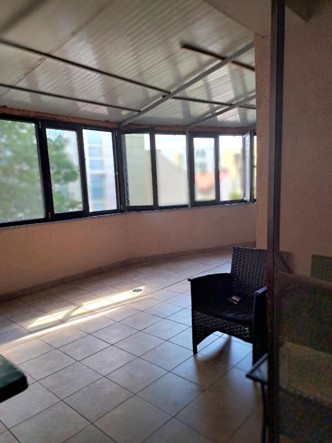 Rim1 Apartment Питещ Екстериор снимка